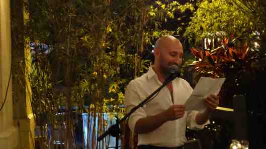 2013-12-05 20.55.57 Mark