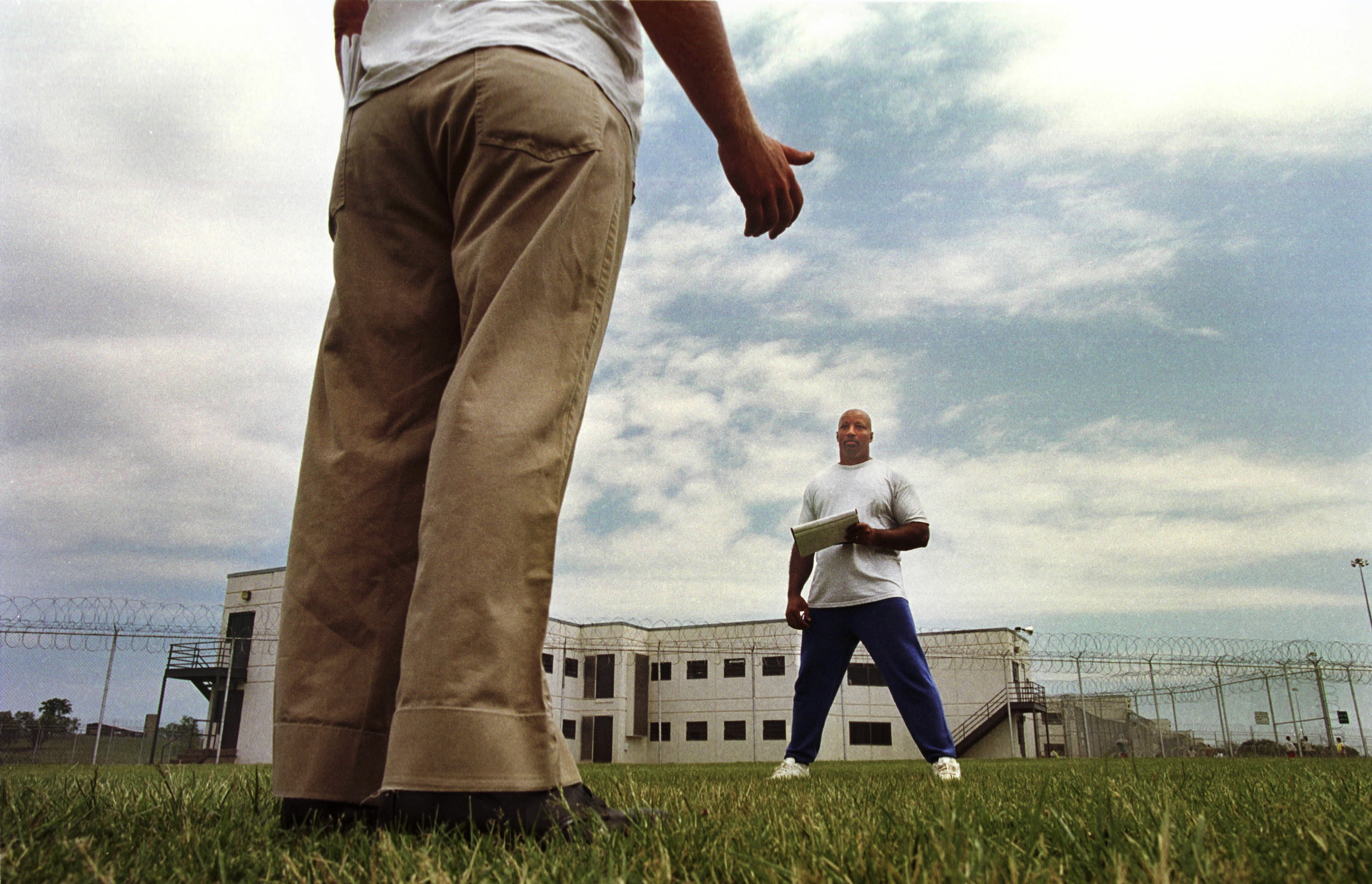 SHAKESPEARE BEHIND BARS