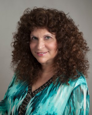 17 - Leslie Halpern author photo